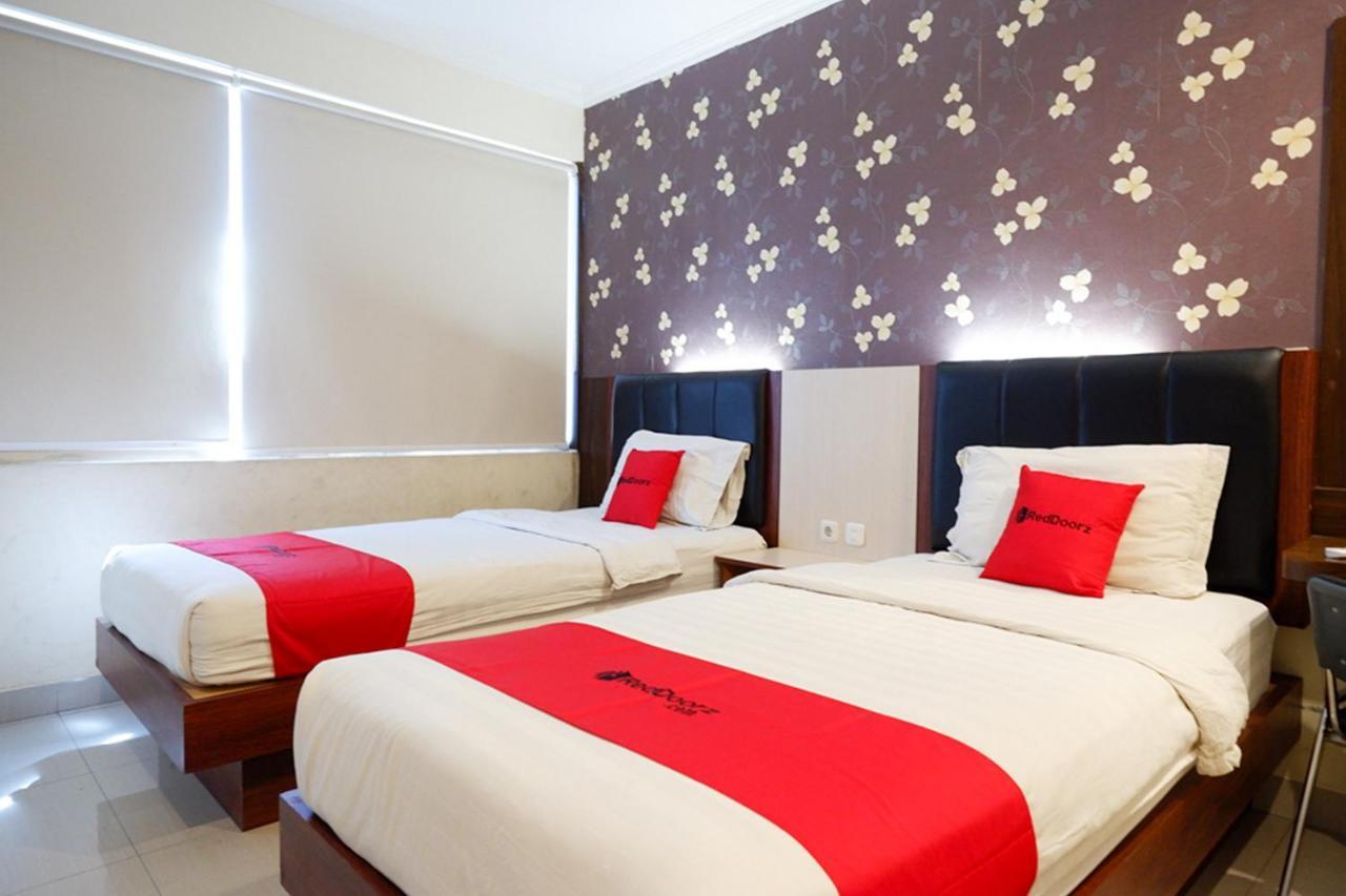 Reddoorz Plus At Grand Pacifik Hotel Μακασάρ Εξωτερικό φωτογραφία